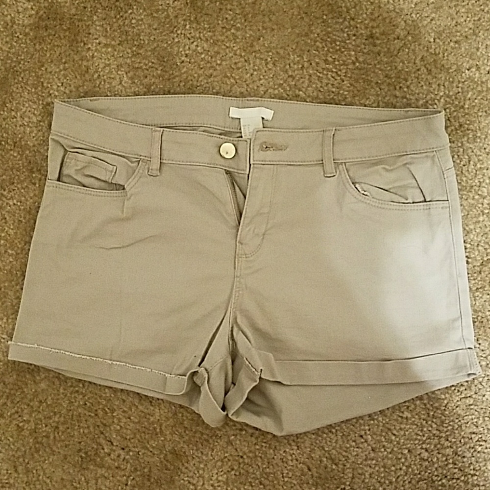 Short shorts